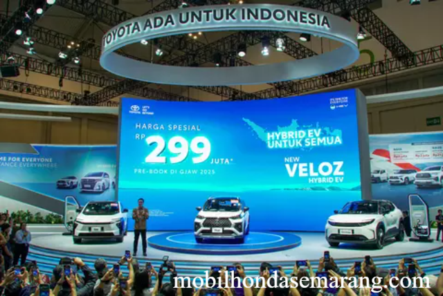 Daftar Mobil Baru yang Meluncur di GJAW 2025